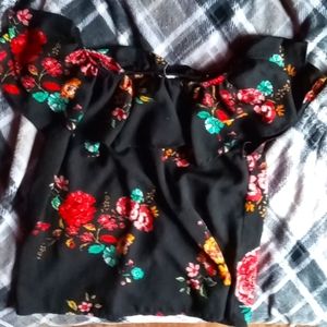 Off-the-shoulder shirt